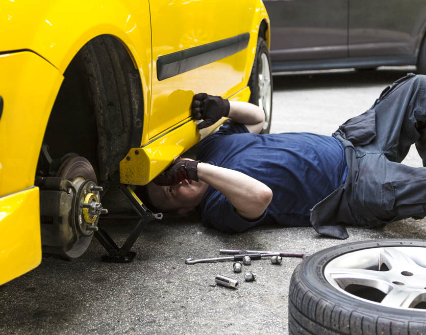 ทำประกันรถยนต์ซ่อมอู่ กับ ซ่อมศูนย์ซ่อมห้าง คืออะไร